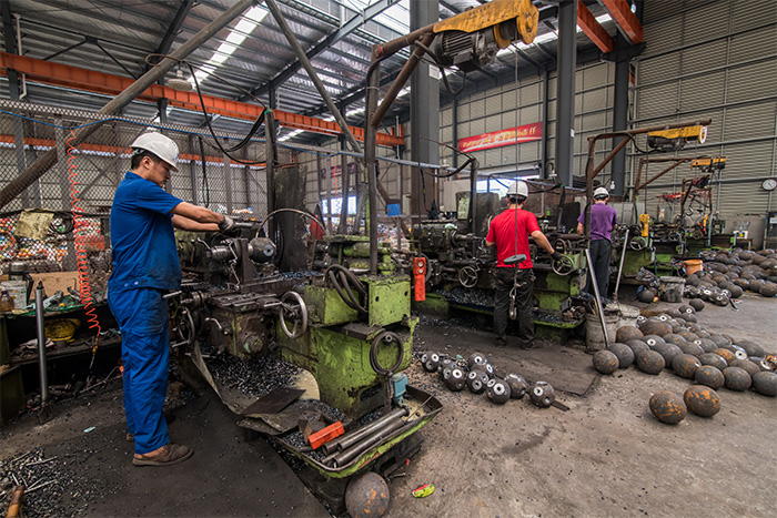 大安网架配件车间